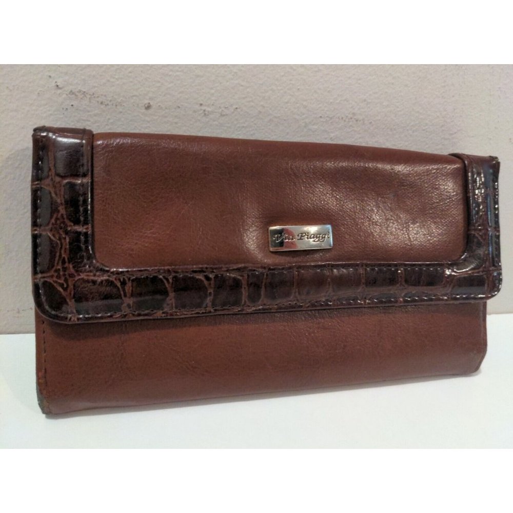 Via Piaggi Wallet Brown Top Grain Faux Leather Large Wallet Card Insert Pockets
